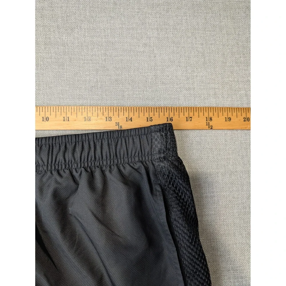 Lacoste Sport Athletic Shorts Mens L Black Polyester Mesh Stripe GH353T
